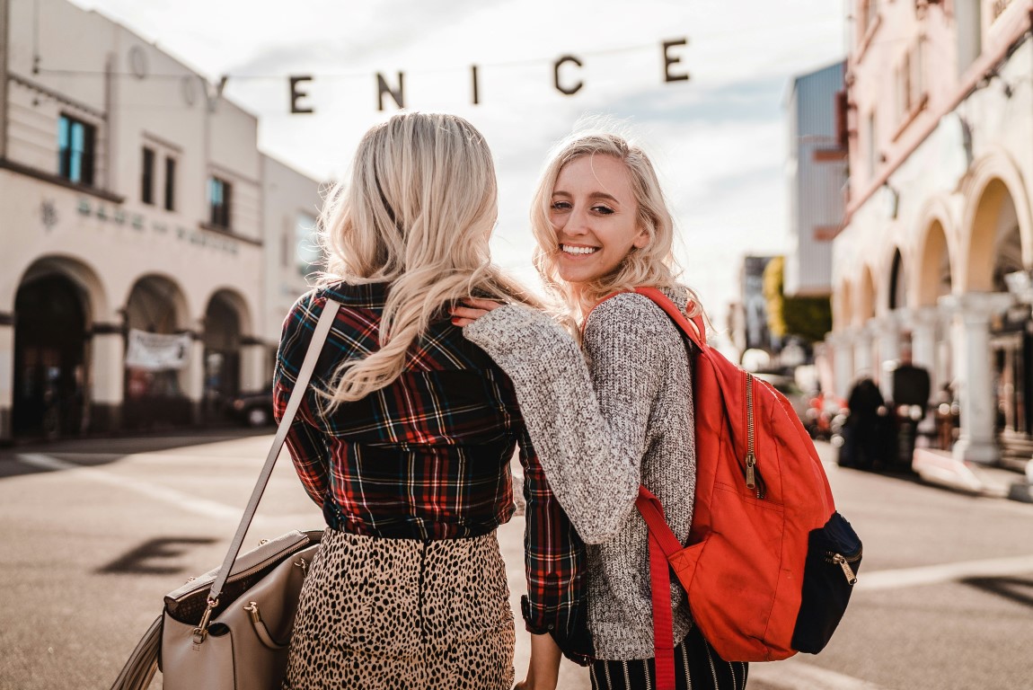 two women in Venice Beach wearing prints and patterns that work for all seasons
